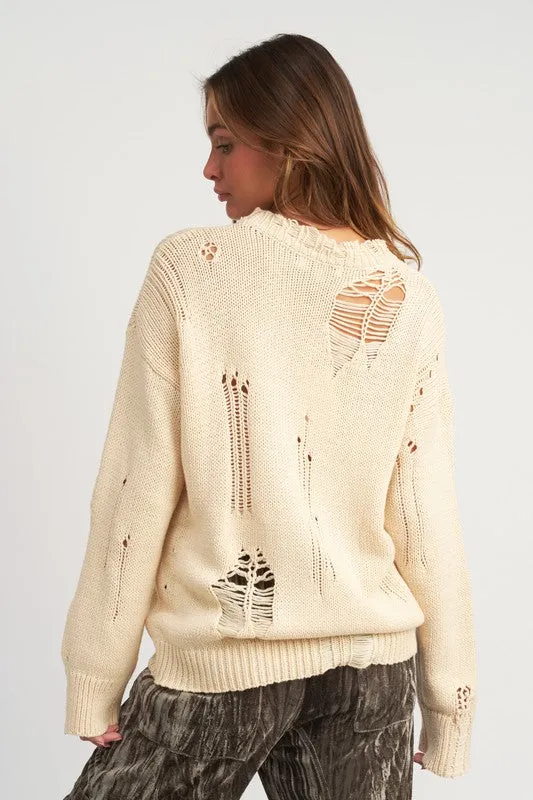 DISTRESSED OVERSIZED COMFY SWEATER (2 Colors)