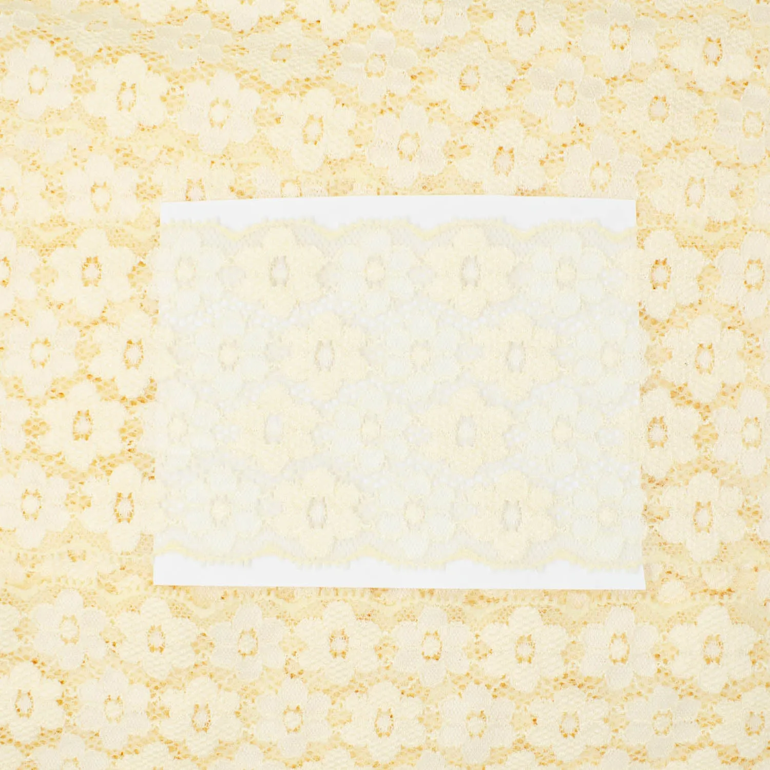 Floral Bloom Stretch Raschel Lace Trim 70mm