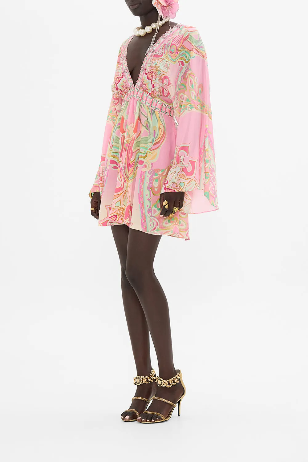 GATHERED KIMONO MINI DRESS TEA WITH TUSCHINSKI