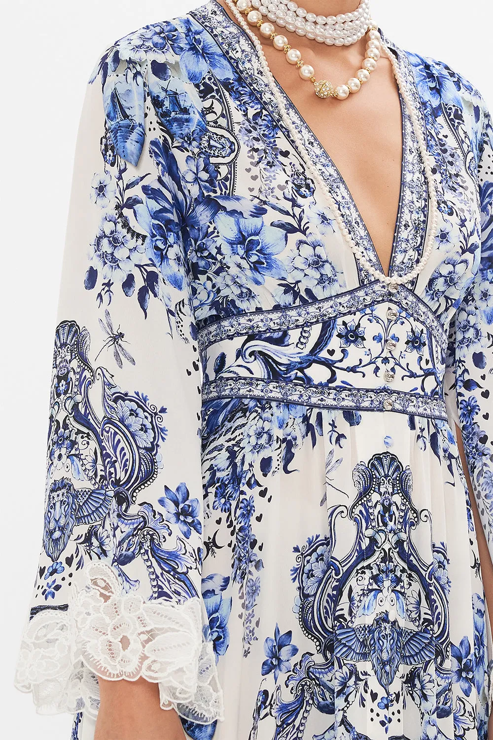 KIMONO SLEEVE DRESS WITH SHIRRING DETAIL GLAZE AND GRAZE