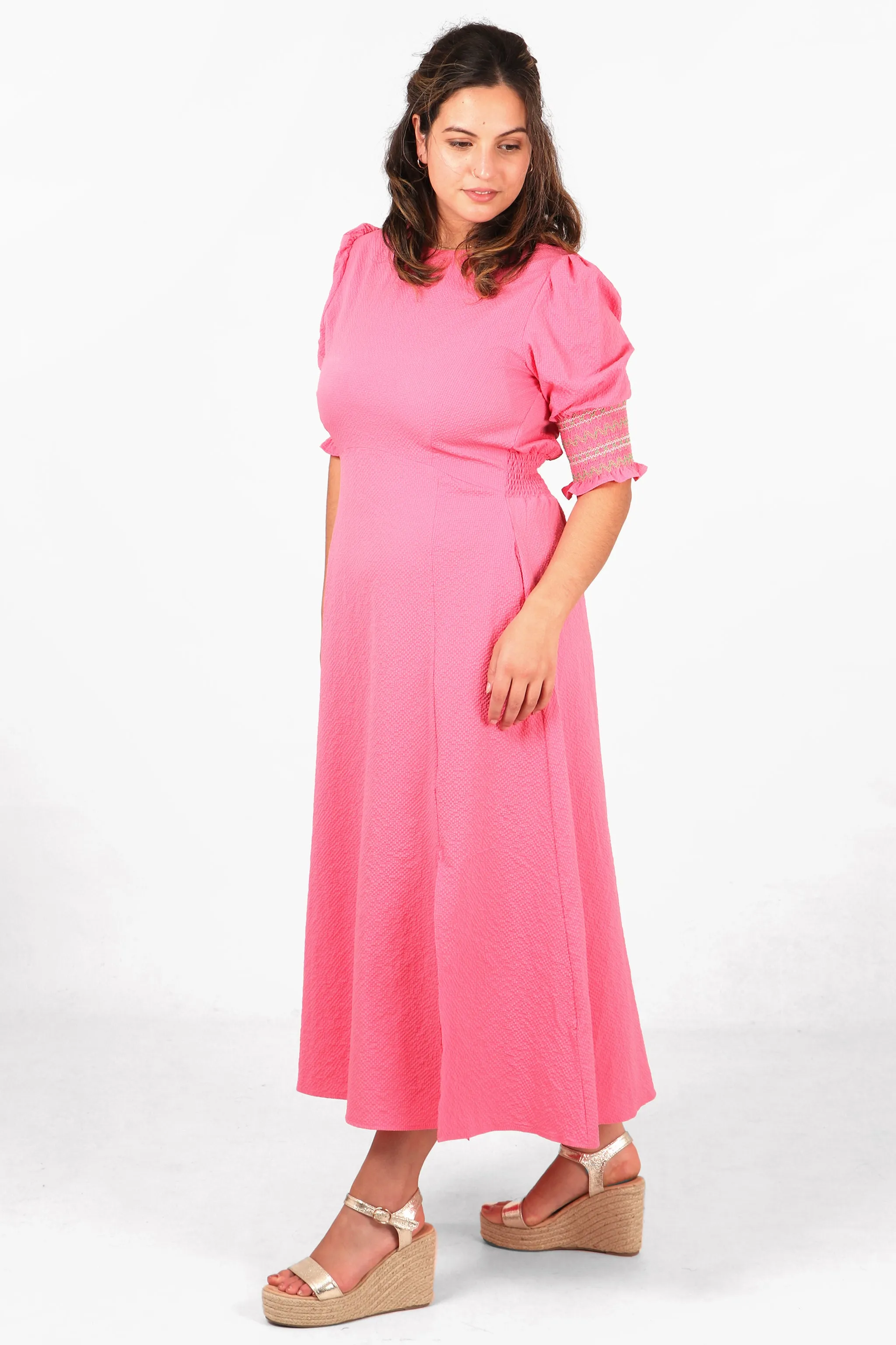 Textured Midaxi Front Split Tea Dress with Embroiderd Shirred Cuffs in Pink