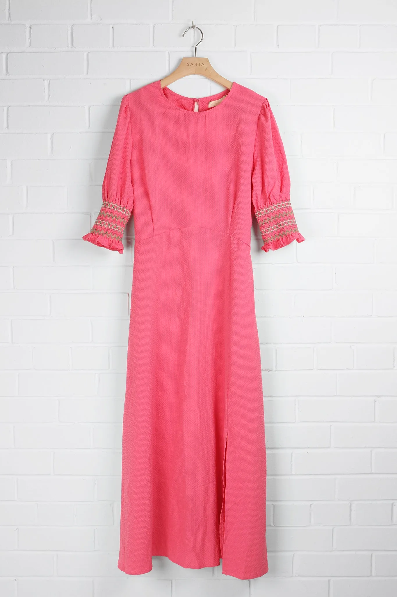 Textured Midaxi Front Split Tea Dress with Embroiderd Shirred Cuffs in Pink